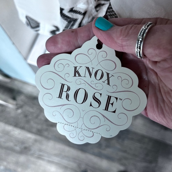 NEW WITH TAGS KNOX ROSE FLOWY SUMMER SHIRT - XS - Picture 8 of 13